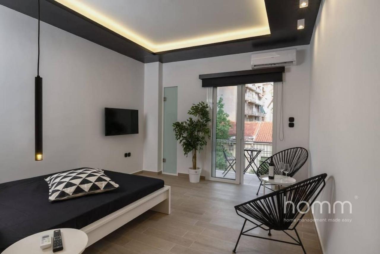 34Sqm Minimal Homm Apartment With Acropolis View Атина Екстериор снимка